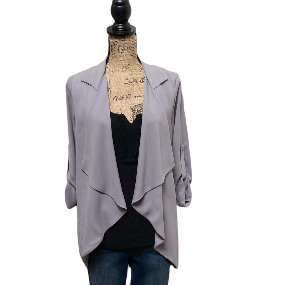 Baevely gray half sleeved top
